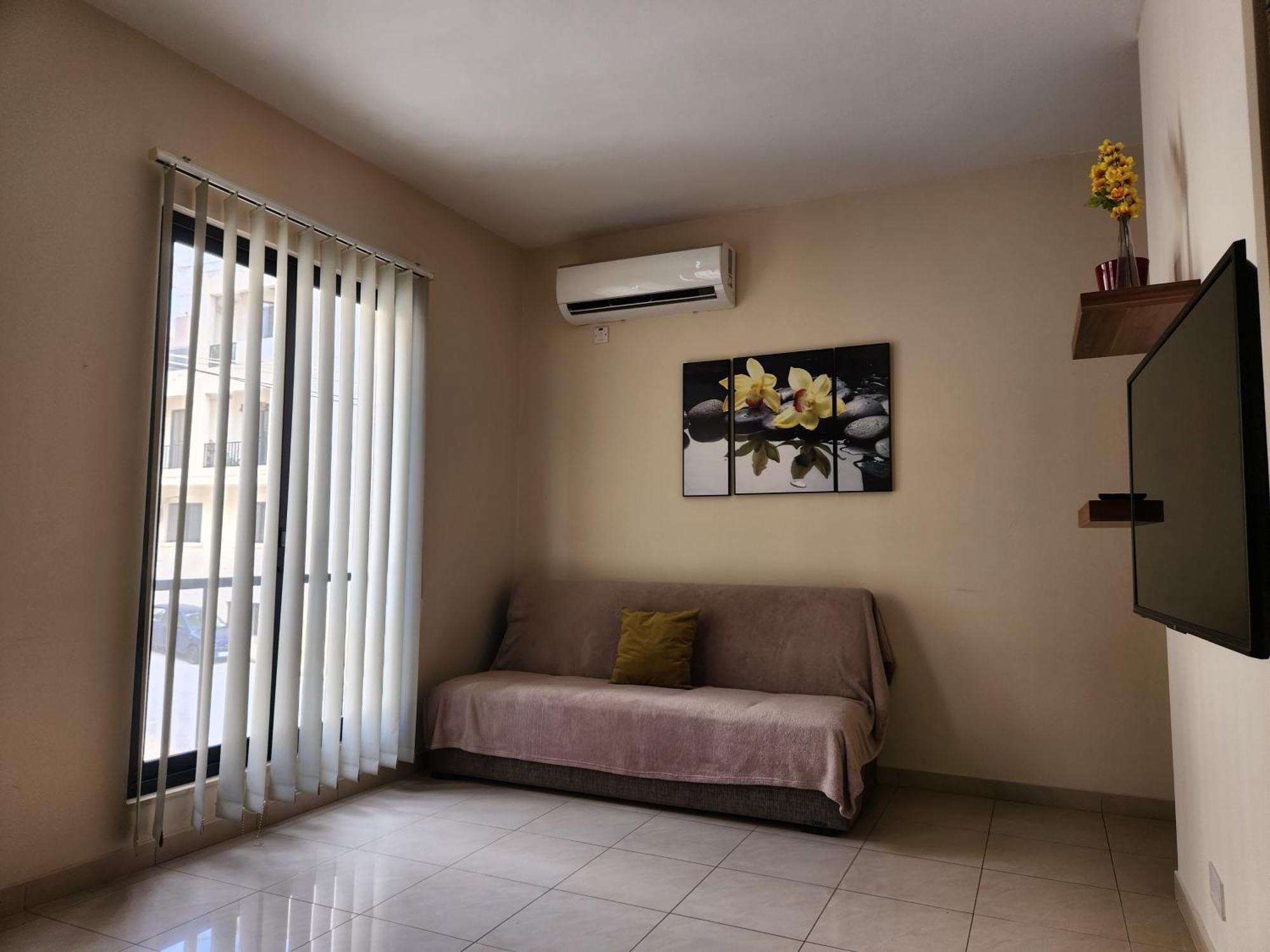 Sea Views Apartment-Wifi-Sleep 5 Marsaskala Eksteriør billede